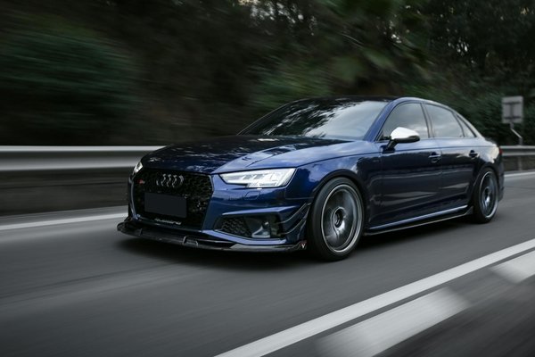 Véhicule hybride VS véhicule électrique : lequel choisir ?